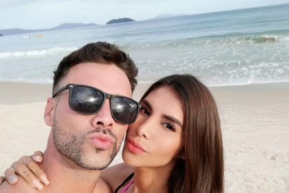 Ámbar tiene cuatro años de noviazgo con el modelo Michael Murtagh.