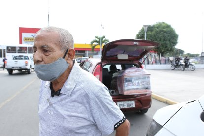Vicente Torres tuvo que esperar casi cuatro meses para al fin enterrar a su esposa.
GERARDO MENOSCAL
Agencia (ag-expreso)