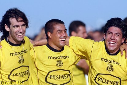 Cristian Chaparro hizo la pretemporada 2003 con Barcelona, pero se fue antes de iniciar el torneo.