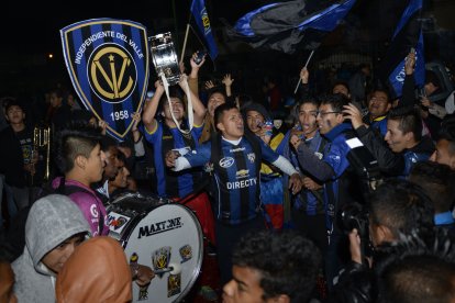 De Sangolquí para el mundo, julio del 2016 eran días de fiesta con Independiente del Valle.

MONUMENTO A RUMIÑAHUI 



 

27- 07-2016

Agencia (ag-expreso ag-extra ag-quito)