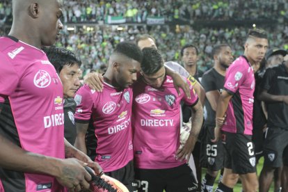 Independiente del Valle en silencio y haciendo bulla con el corazón llegó a la final de la Copa Libertadores. Perdió 1-0 en Medellín.