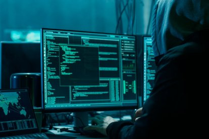 La información personal filtrada comprende nombre completo, dirección de casa y correo electrónico, números de teléfono de casa, trabajo y celular, entre otros.