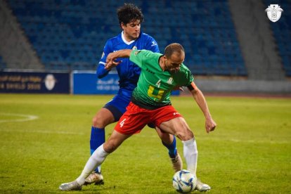 El delantero ecuatoriano tiene contrato con el Al Salt, de Jordania, hasta diciembre de 2020.