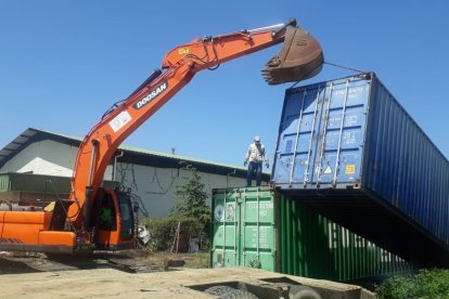 En Santo Domingo adquirieron dos contenedores para cadáveres.