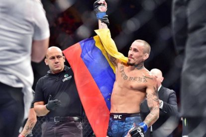 La bandera de Ecuador de la mano de Chito Vera estará en Las Vegas, Nevada.