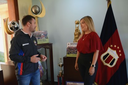 La presidenta se respalda en la experiencia de dirigentes como Jorge Iván Mancheno.