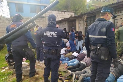 Los invitados fueron convocados para que asistieran a un concurso musical.