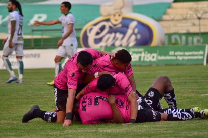 Independiente del Valle se llevó los tres puntos desde Portoviejo.