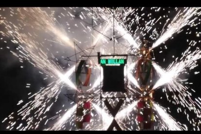 Los castillos pirotécnicos forman parte de la tradición.