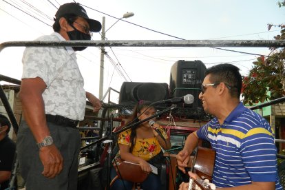 Niños y adultos le dedicaron canciones. Sus talentos fueron entregados con devoción.