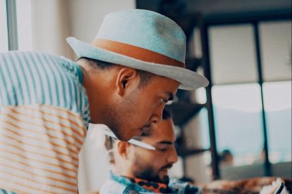 Rayner Alba y el cantante colombiano.