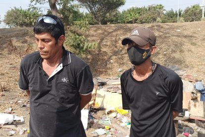 Rolando y Miguel Ángel cuentan sus penurias y cómo se ganan una moneda.