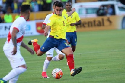 El volante ecuatoriano Fernando Gaibor también estuvo en el combinado nacional, cuando Quinteros fue DT de la Tricolor.