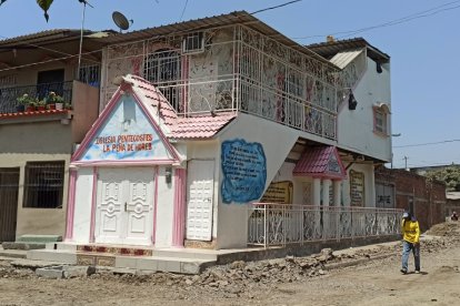 De este templo religioso ubicado en Pascuales supuestamente reclutaban a las chicas.
