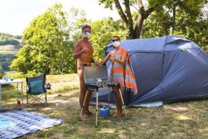 Los esposos Nick y Lins De Corte se conocieron hace 12 años.