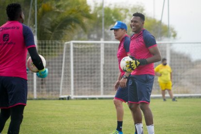 Banguera se unió al Delfín para jugar LigaPro y Copa Libertadores.