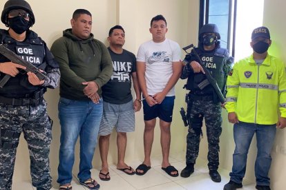 Tres de los cinco aprendidos fueron puestos a órdenes de las autoridades.