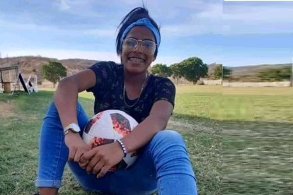 Kerly Karina Cabrera Lázaro, de 18 años, jugadora del Siete de Febrero.