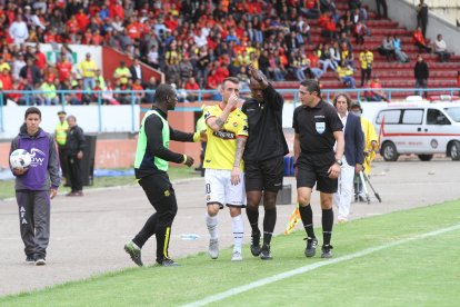 En 2016, Damián Díaz fue sancionado con 4 partidos, por haberle lanzado un beso al árbitro Carlos Orbe.