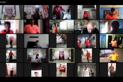 Durante la pandemia, los integrantes de Yaguares entrenan usando la plataforma Zoom.