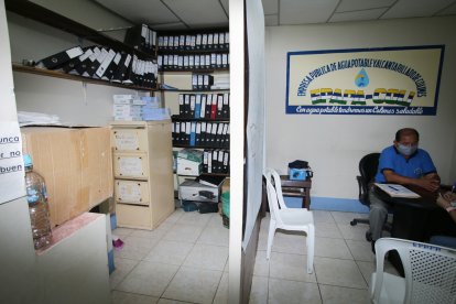 En esta oficina ocurrió el hecho de sangre que conmocionó al Colimes.

PERIODISTA : GELITZA ROBLES 

FECHA : 29/10/2020 

Agencia (ag-extra)