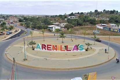 En febrero de 1956 se reunió el primer Concejo cantonal de Arenillas.
