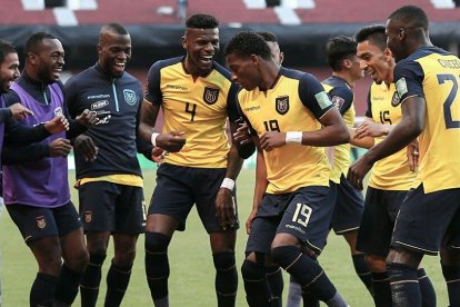 Robert Arboleda (#4) estará en la zaga ecuatoriana ante Bolivia.