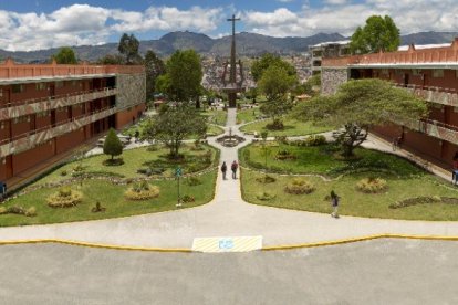 La UTPL tiene modalidad a distancia y semipresencial