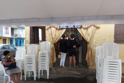 Sheyla fue velada y sepultada en Quinindé.