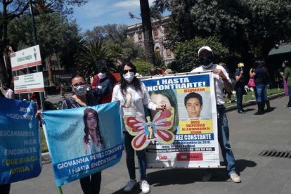 Familiares de Giovanna Pérez han realizado plantones ante su desaparición.