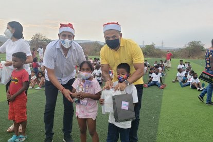 Al final los grandes ganadores de la tarde fueron los más pequeños.