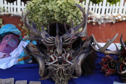 Las máscaras tienen  significado según los cachos.