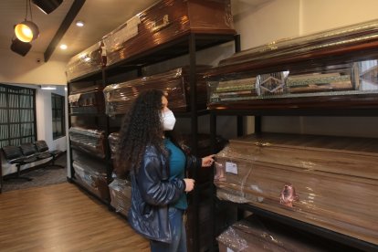 Funerarias de Pichincha registran aumento en la demanda de sus servicios.