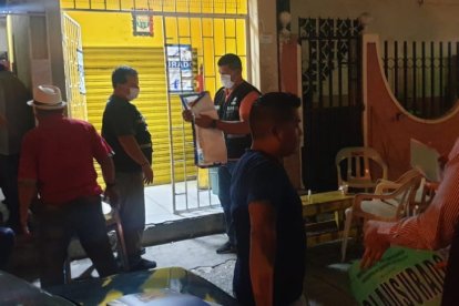 La Dirección de Justicia y Vigilancia clausuró una tienda que vendía 'bielas'.