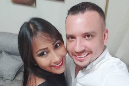 Fer y Mariuxi, la mujer por la que se vino a Ecuador y dejó hasta la orquesta La Suprema Corte.