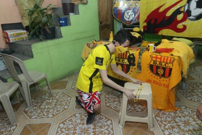 Kendy tiene hasta el rosario con los colores de Barcelona.