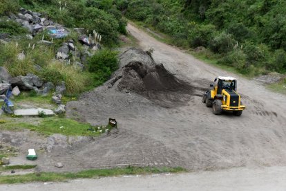En el sitio ya se había desplegado maquinaria y ya se talaron decenas de árboles.