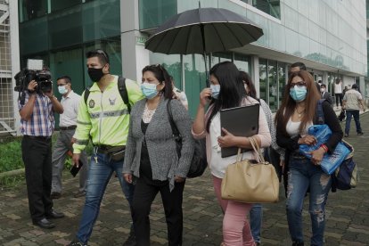Katty Muñoz estuvo acompañada de familiares.