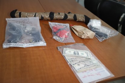 Las armas fueron llevadas a las instalaciones de la Policía Judicial.