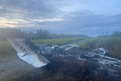 La aeronave destruida era una Cessna.