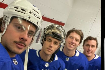 Al cantante canadiense le gusta la comida picante y los deportes de adrenalina.
