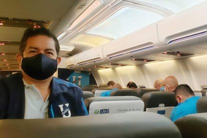 Mario Báez es hincha del Trencito desde 1974. Ha acompañado al equipo a varios países.