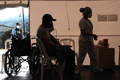 Se mantiene comunicación con el Ministerio de Salud Pública (MSP) para recibir indicaciones sobre la adquisición o manejo del plan de vacunación.