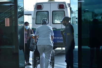 El Hospital IESS Quito Sur tiene una ocupación del 100 % en las áreas de COVID-19