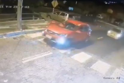 Este vehículo fue robado dentro del conjunto habitacional donde vive la afectada.