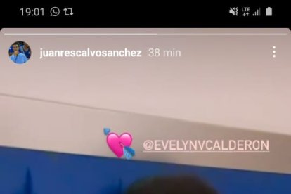 Juan Rescalvo con Evelyn.