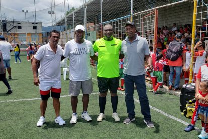 Los excracks:Víctor Araujo, Ermen Benítez, Edison Maldonado y Tulio Quinteros.