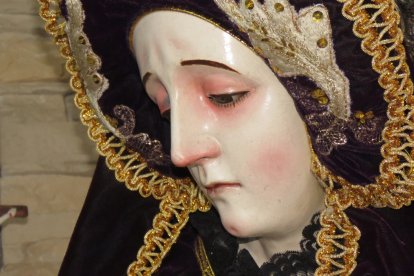 la imagen de la Virgen con la que hacen el recorrido