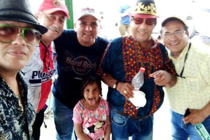 Su último concierto, selfie de su hijo Dyango Calero junto a Galo Espinoza, Jerson Ruiz, Roberto Calero Piedrahita y Ufredo Borbor de TC Televisión,