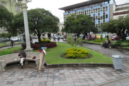 Cuando hicieron los asientos en el parque también plasmaron a este animal.